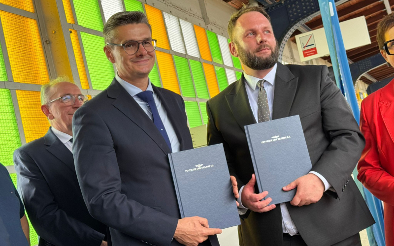 6/6 Konferencja prasowa z ministrem Malepszakiem na dworcu PKP w Gorzowie