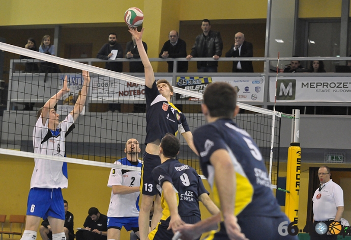 15/84 Rajbud Meprozet GTPS Gorzów - AZS Stal Nysa 3:0 (27:25;25:19;25:21)