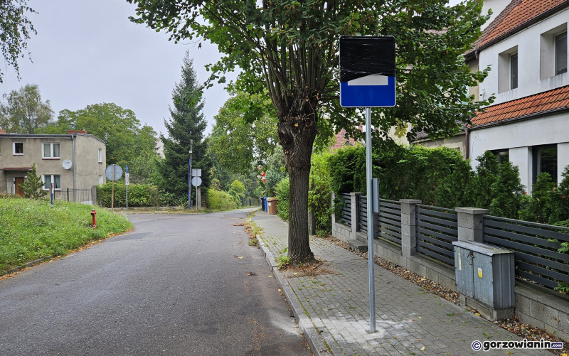 2/7 Nowe przystanki na linii 301