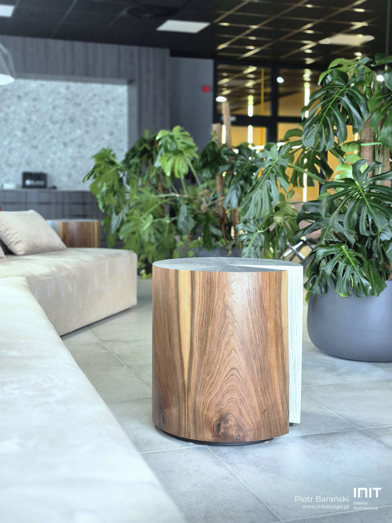 3/5 Projektowanie wnętrz komercyjnych