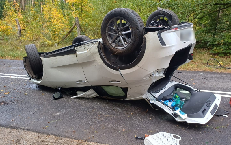 4/4 Dachowanie lexusa koło Lubna