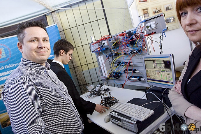 3/26 Gorzów: X Targi Edukacyjne Absolwent 2012