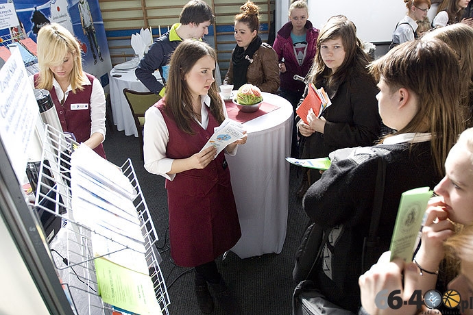 6/26 Gorzów: X Targi Edukacyjne Absolwent 2012
