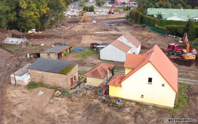 3/4 Budynki do wyburzenia na trasie północnej obwodnicy