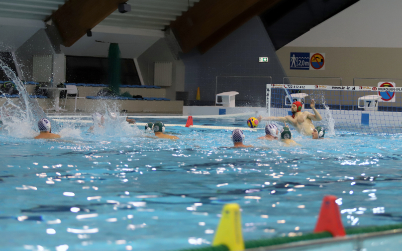 15/17 Alfa Gorzów wygrywa z mistrzem Polski po rzutach karnych