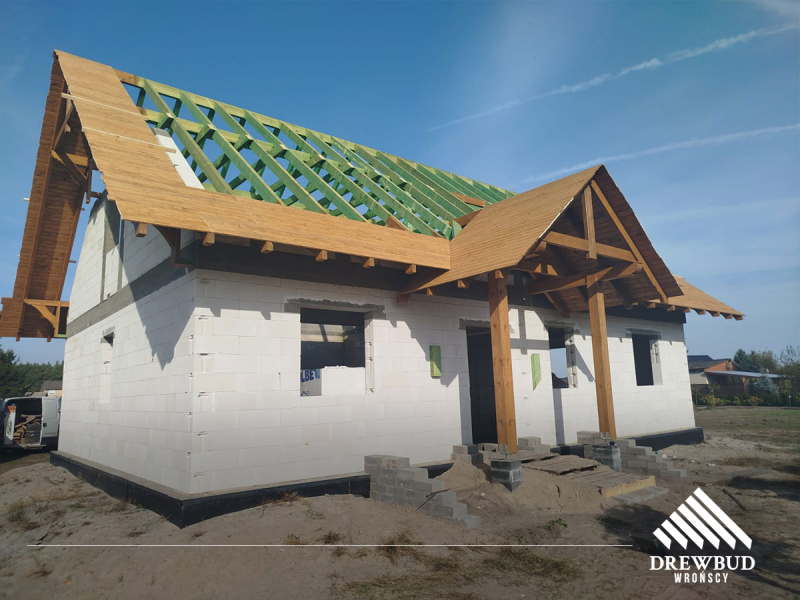 2/3 Wiązary dachowe i więźba - które rozwiązanie lepiej sprawdzi się w Twojej inwestycji?