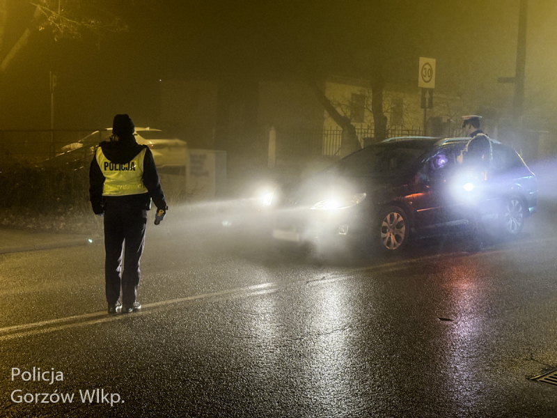 3/6 Poranne kontrole trzeźwości na os. Staszica w Gorzowie