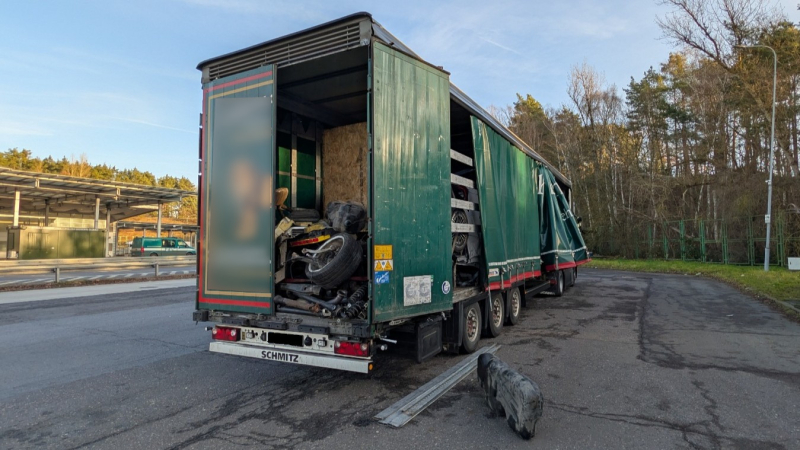 2/4 Nielegalny transport odpadów zatrzymany przez ITD
