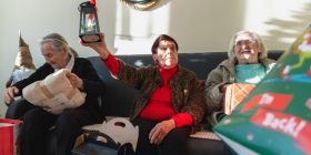 Świąteczne paczki dla podopiecznych DPS-ów