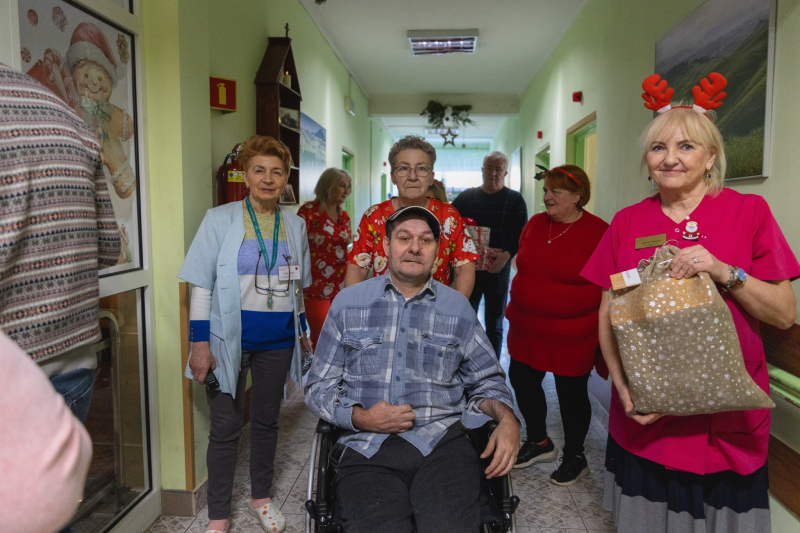 9/17 Świąteczne paczki dla podopiecznych gorzowskich DPS-ów 2025