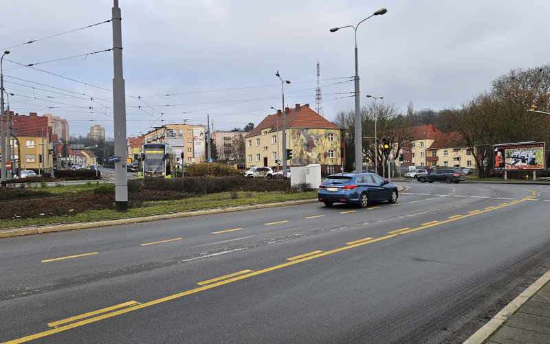 4/10 Zmiany w organizacji ruchu na rondzie Santockim