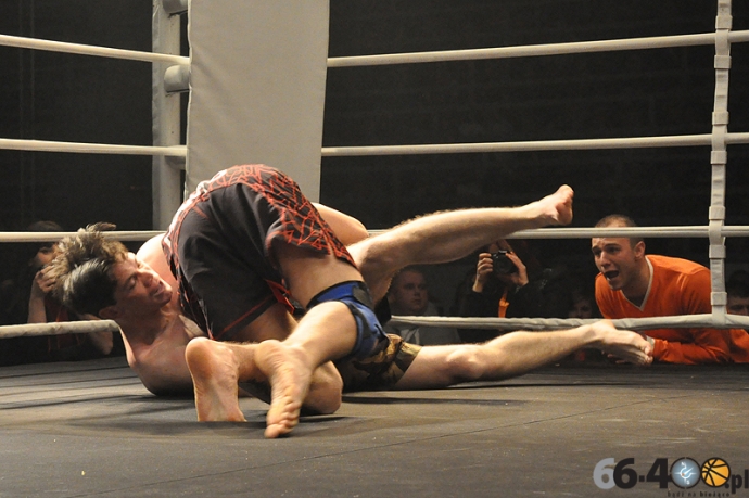 15/54 West Fighting MMA 2012 