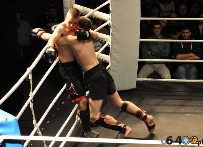 28/54 West Fighting MMA 2012 