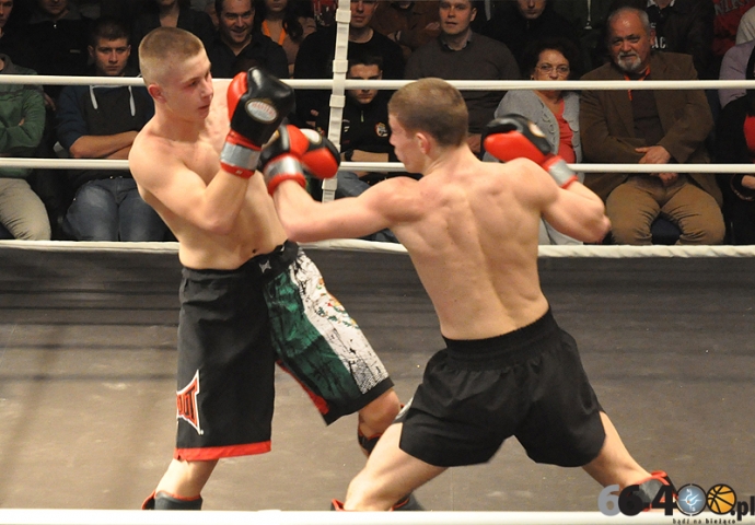 29/54 West Fighting MMA 2012 