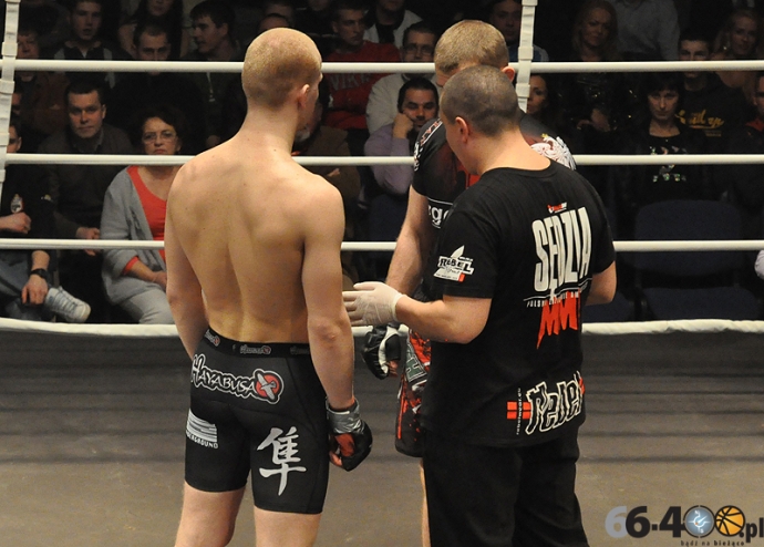 35/54 West Fighting MMA 2012 