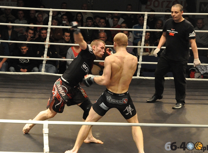 37/54 West Fighting MMA 2012 