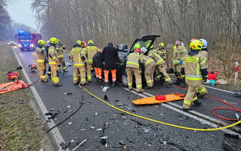 3/5 Wypadek w Wysokiej pod Gorzowem. Kilka osób rannych