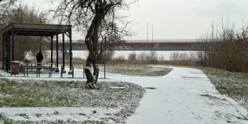 Zima nad Wartą. Śryż pojawił się na rzece w Gorzowie