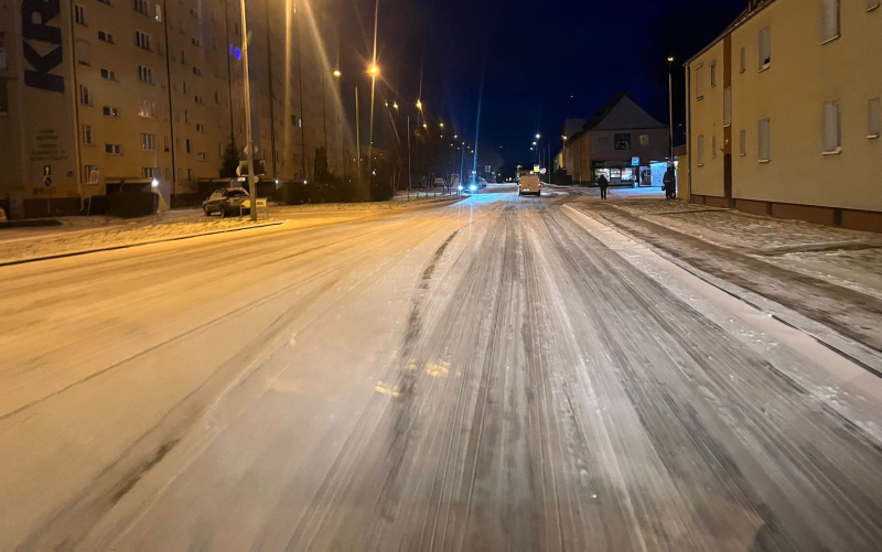 1/6 Nocne opady śniegu w Gorzowie