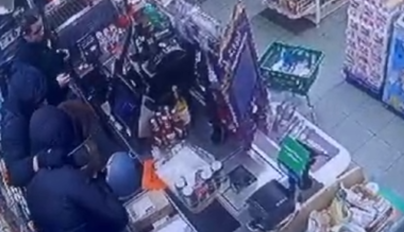 3/8 Gorzów: Napadał na Żabkę, sterroryzował klientkę i pracownicę