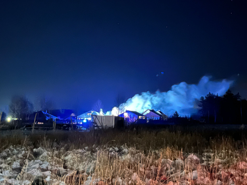 6/7 Pożar pod Gorzowem. Dom stanął w płomieniach