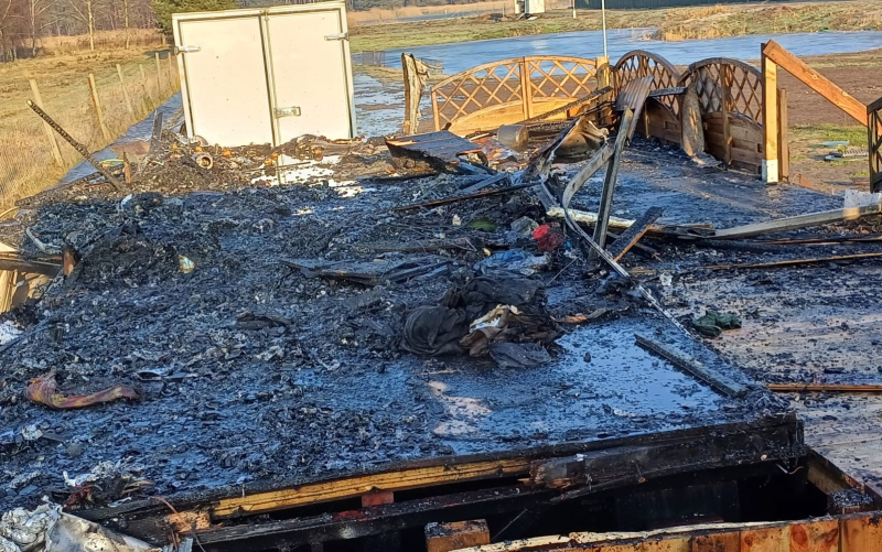 6/7 Pożar wagonu mieszkalnego w Dzierżowie