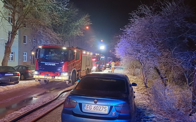 3/13 Pożar kamienicy przy ul. Fabrycznej w Gorzowie