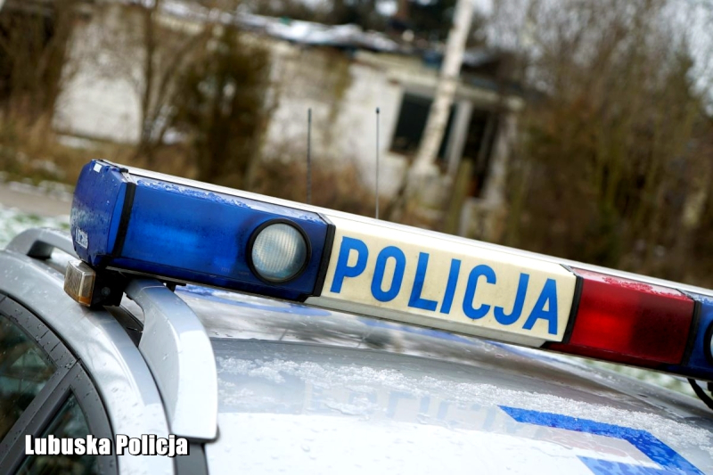 4/9 Silne mrozy w regionie. Policja sprawdziła ponad 120 miejsc, gdzie mogą przebywać osoby bezdomne