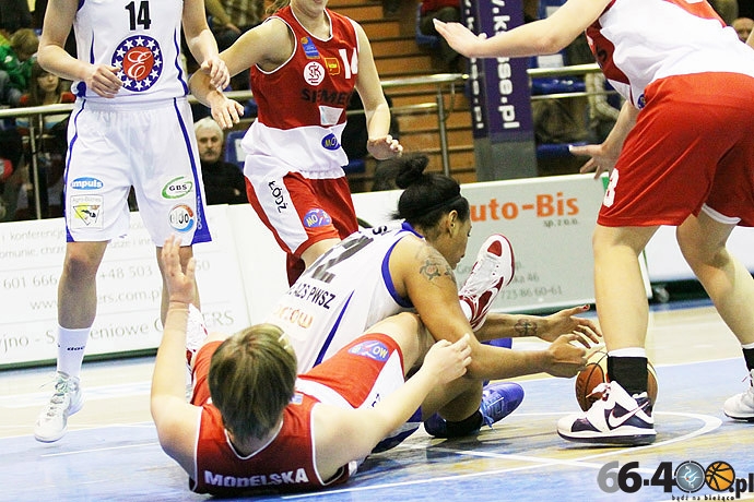 12/26 KSSSE AZS PWSZ Gorzów - ŁKS SIemens-AGD Łódź 97:47