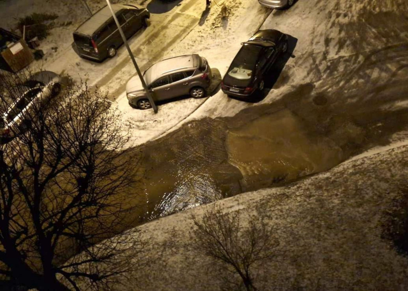 1/4 Awaria wodociągu przy ul. Pułaskiego