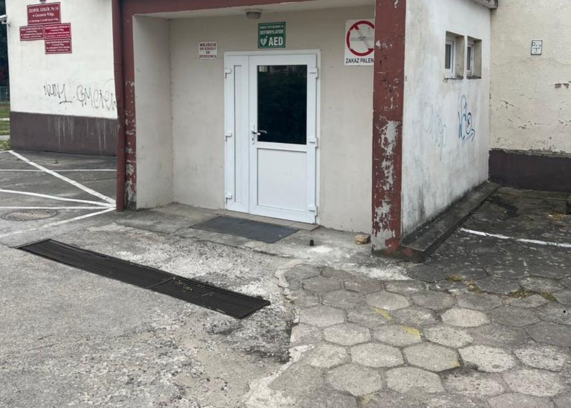 6/9 Podwórko Zespołu Szkół Specjalnych nr 14 w Gorzowie