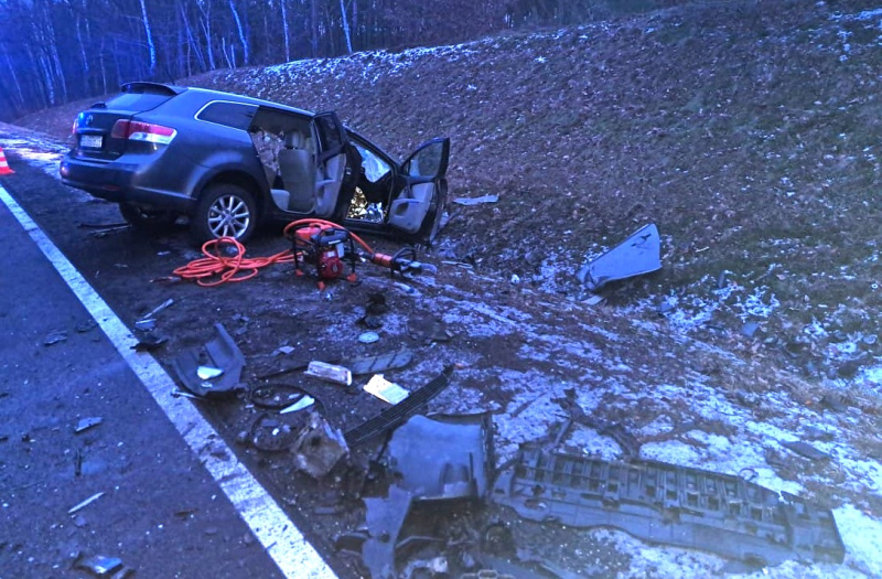 2/9 Wypadek na DK22 pod Gorzowem. Czołówka Toyoty i ciężarówki