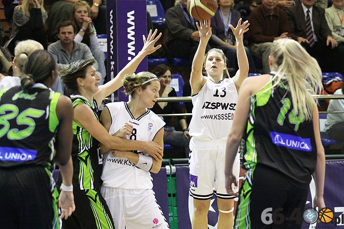 6/46 KSSSE AZS PWSZ Gorzów - Frisco Sika Brno 74:61