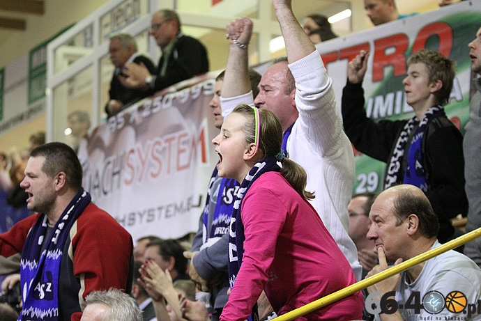 28/46 KSSSE AZS PWSZ Gorzów - Frisco Sika Brno 74:61