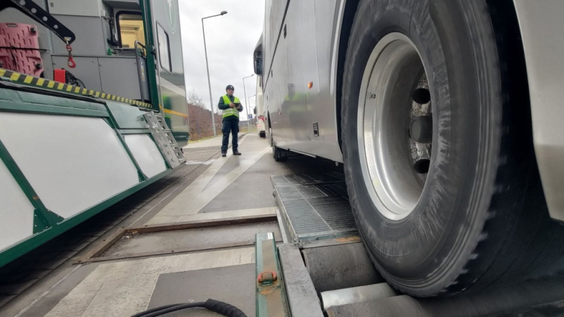 6/6 Kontrole autobusów na S3