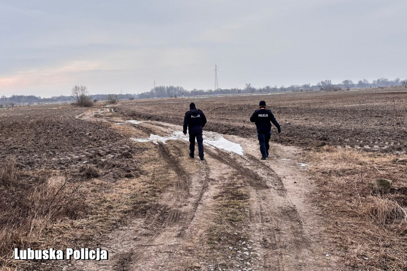 19/19 Poszukiwania 26-letniej Angeliki nad Wartą w Gorzowie