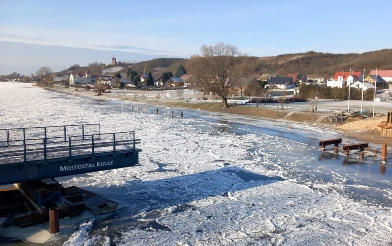 1/10 Budowa mostu tymczasowego w Santoku