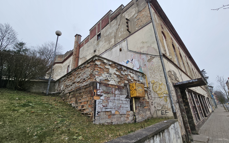 1/5 Budynek MCK na Drzymały do sprzedaży