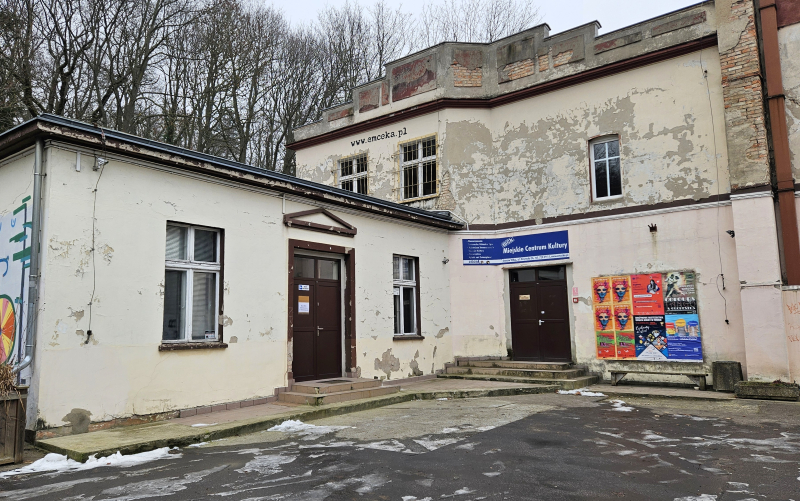 2/5 Budynek MCK na Drzymały do sprzedaży