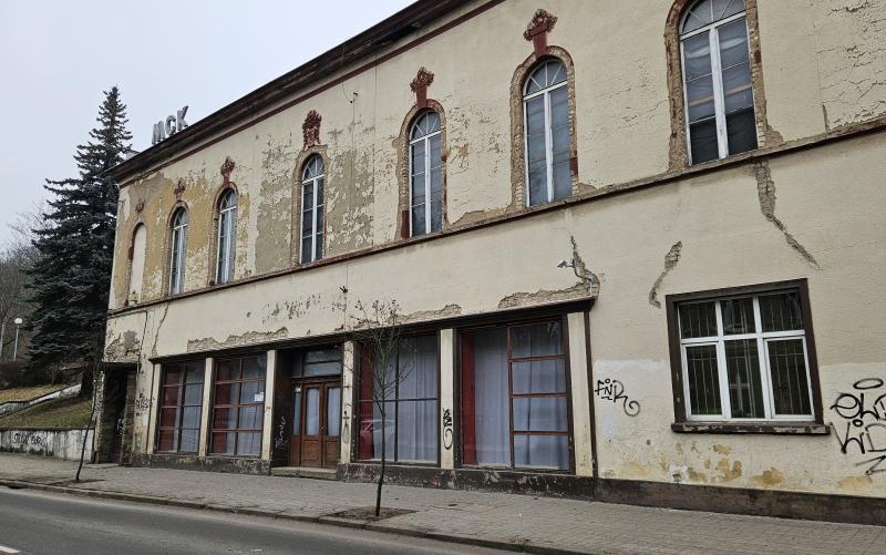 3/5 Budynek MCK na Drzymały do sprzedaży