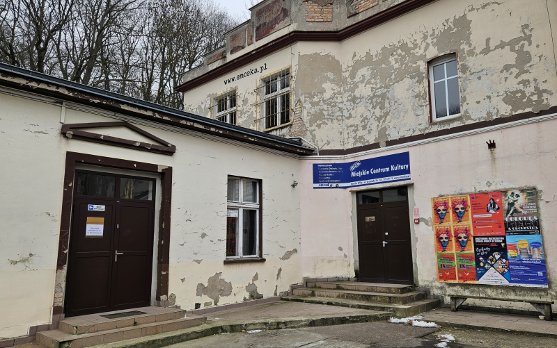 4/5 Budynek MCK na Drzymały do sprzedaży