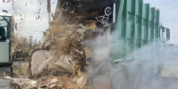 Pożar śmieciarki w Ludzisławicach