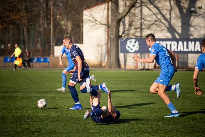 4/18 Warta Gorzów - Skra Częstochowa 5:0