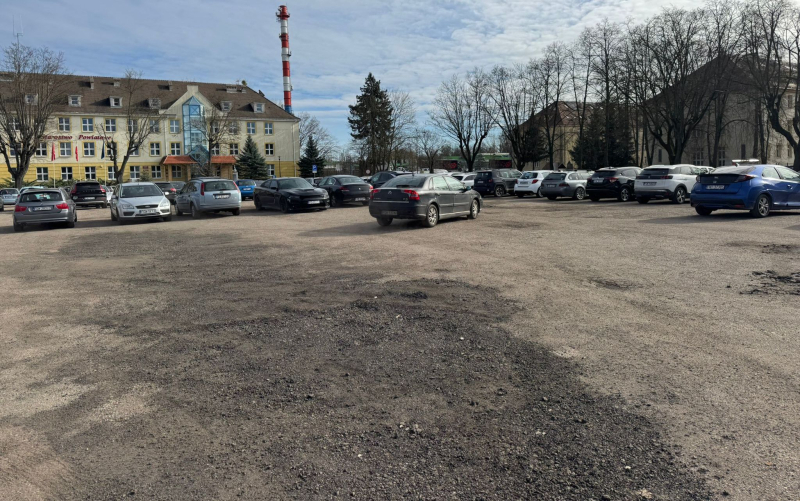 6/6 Parking przy Starostwie Powiatowym do przebudowy