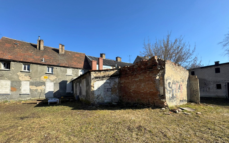 2/9 Kamienice i budynki gospodarcze przy Przemysłowej do wyburzenia
