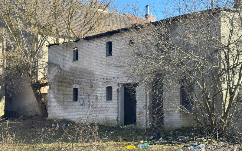 3/9 Kamienice i budynki gospodarcze przy Przemysłowej do wyburzenia