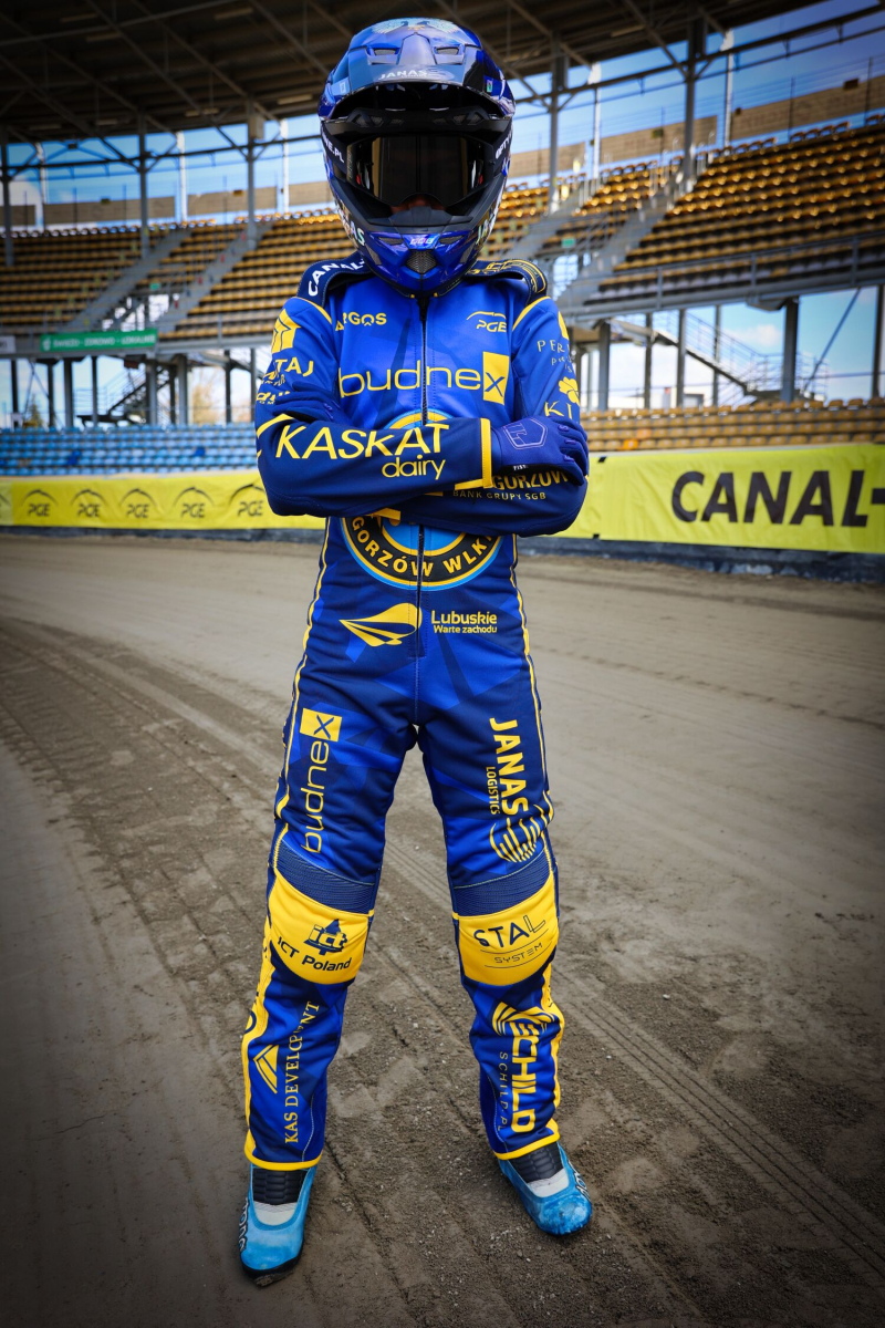 2/5 Nowe kevlary Stali Gorzów na sezon 2026