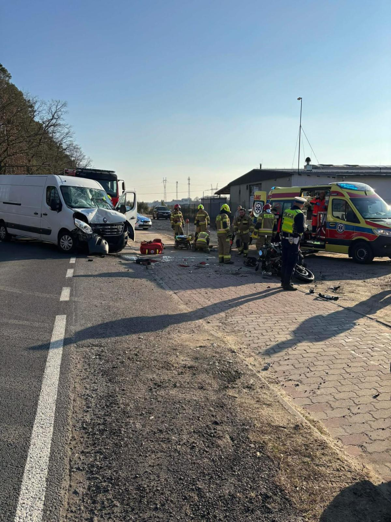 4/4 Wypadek w Kłodawie. Zderzenie busa i motocykla