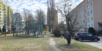 Boisko przy ul. Kuratowskiej na Piaskach