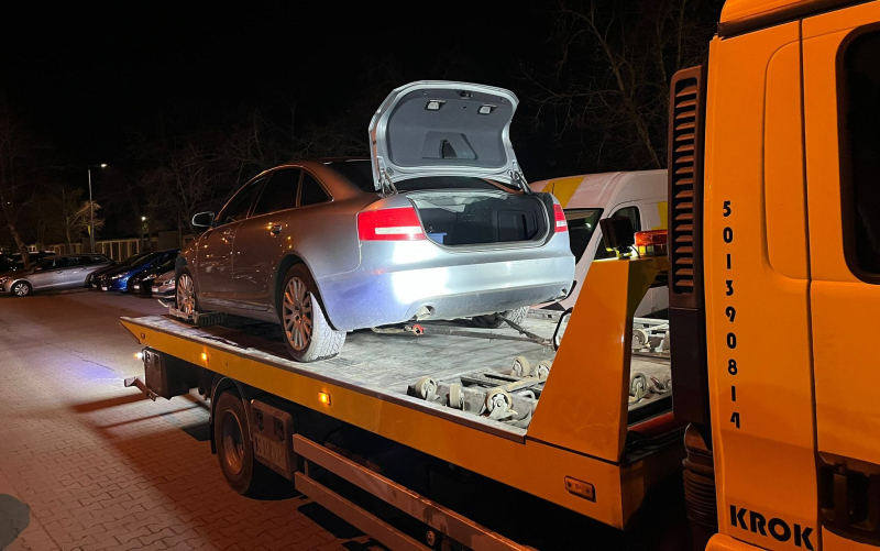 1/5 Pijany kierowca Audi na Korczaka